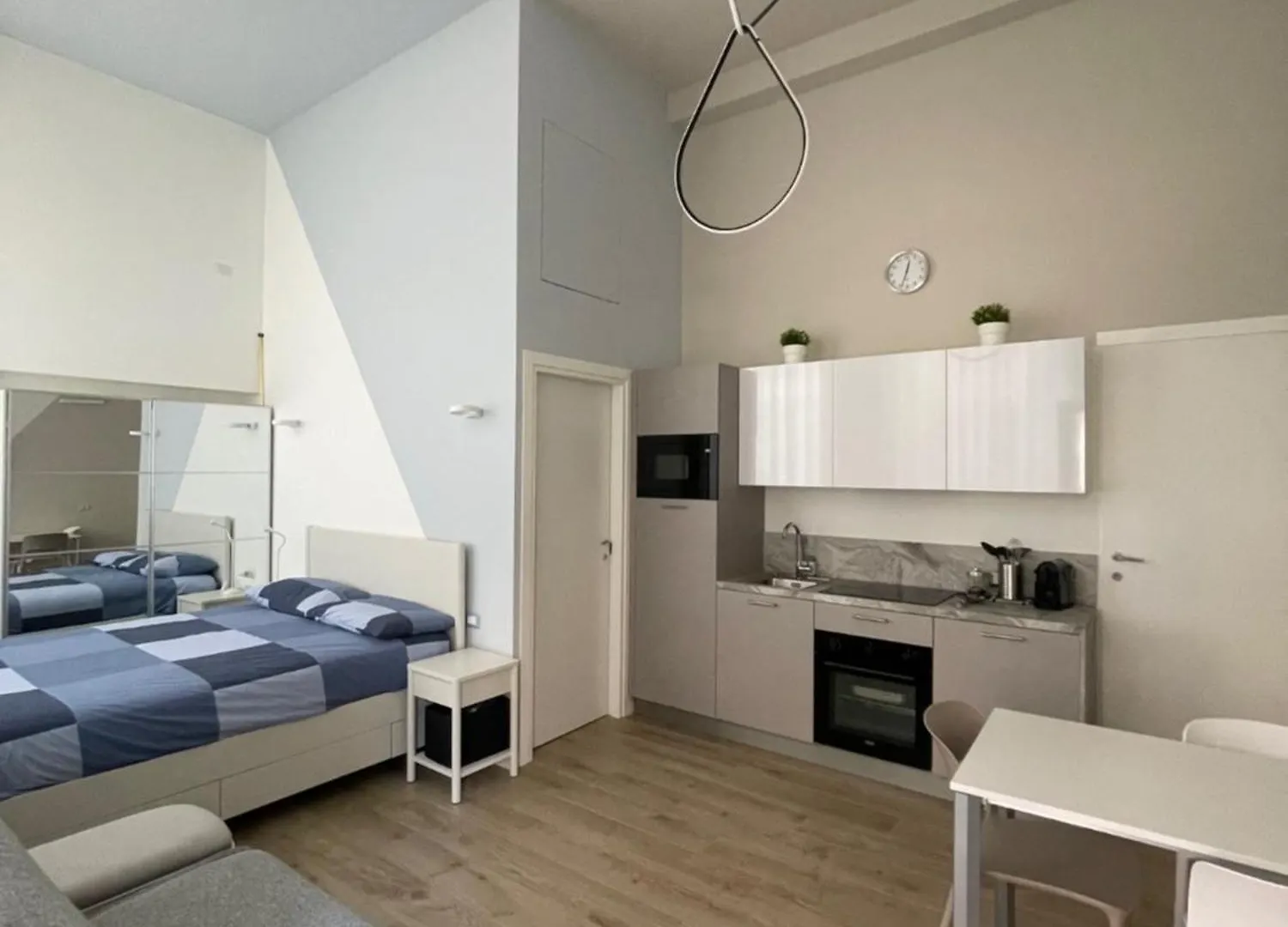 Mariposa Milano Pta Venezia Via Menotti Apartment Italy