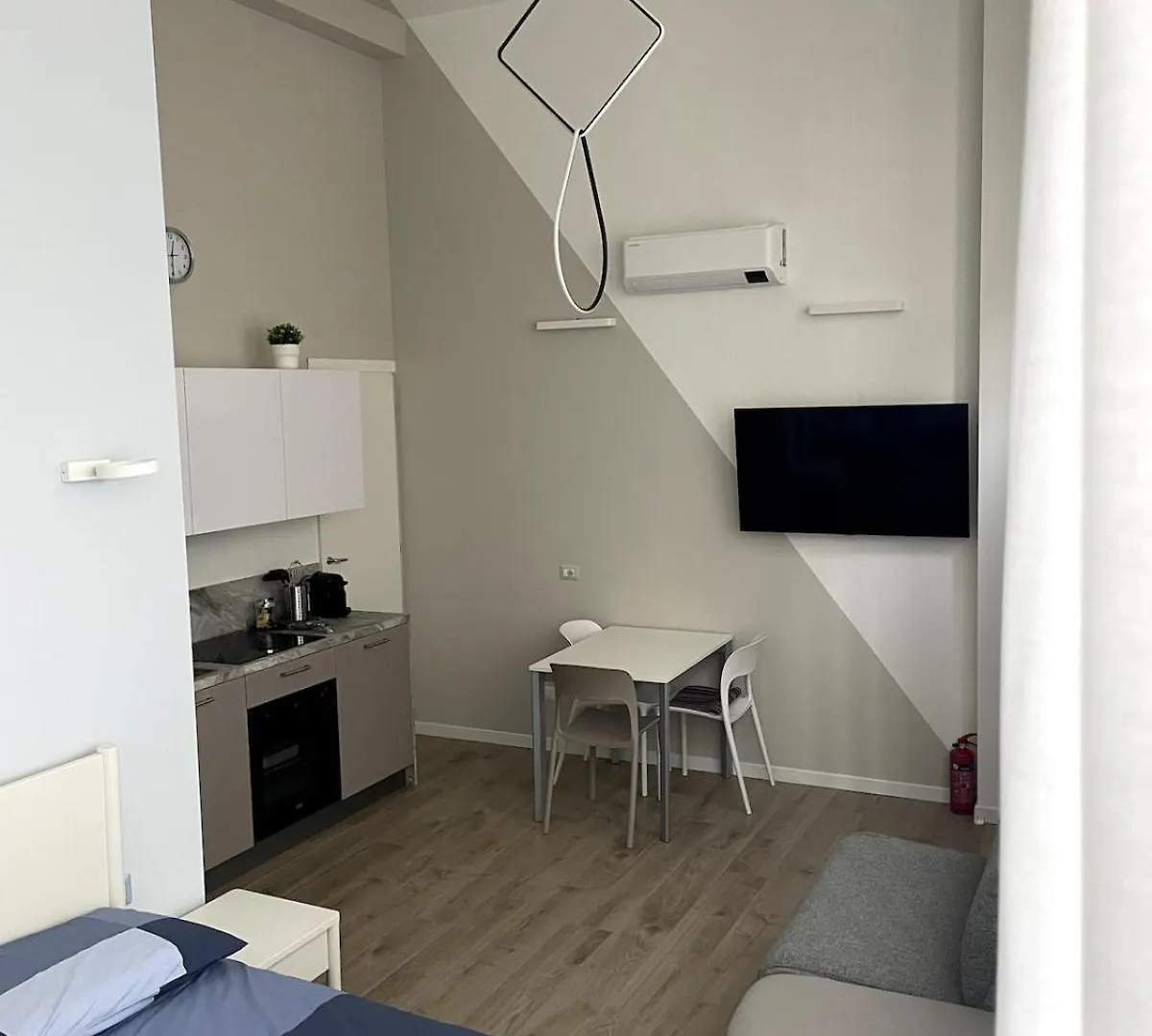 Mariposa Milano Pta Venezia Via Menotti Apartment 0*, Milan Italy